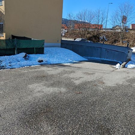 Charmante Ferienwohnung In فيلاخ المظهر الخارجي الصورة